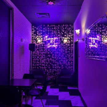 Champagne & Chocolate - Chocolatiers & Shops Near Me - Reno, Nevada
