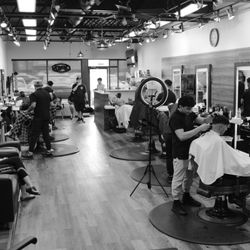 MR. BARBER - Full house