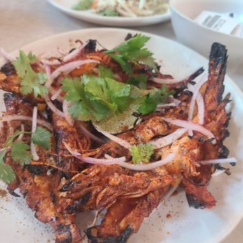 Este - Camarones - Seafood Near Me - Austin, Texas