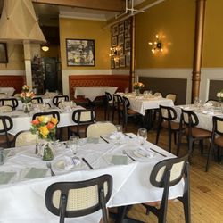 The Madison Bar & Grill