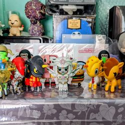 Dragon's Lair - Snatched Tokidoki blind boxes for 50% off on Black Friday! Leading the pack this time is the newest member, Sakura Samurai