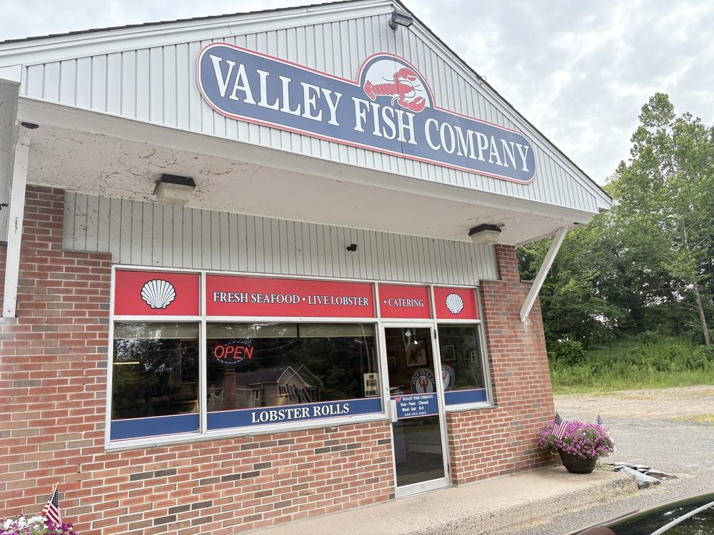 Valley Fish Co Logo