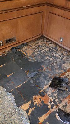 Affton Interiors & Exteriors Logo