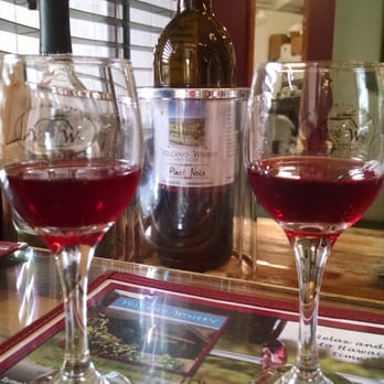 Volcano Winery - Wineries Near Me - Volcano, Hawaii