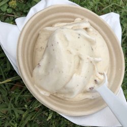 Sweetport Ice Cream Truck - 3/24/18. Saturday afternoon. Crawfest! Betty Virginia Park. Sweetport Ice Cream flavour Hart's Island Road: candied pecans and Cinnamon!