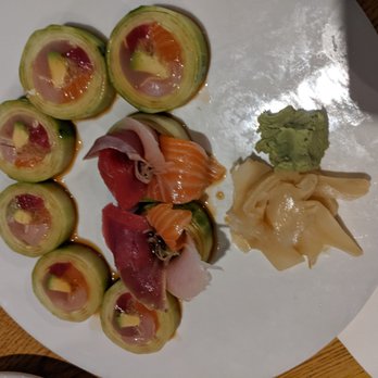 Oto Sushi - Skinny Girl Roll - Japanese Near Me - Kirkland, Washington