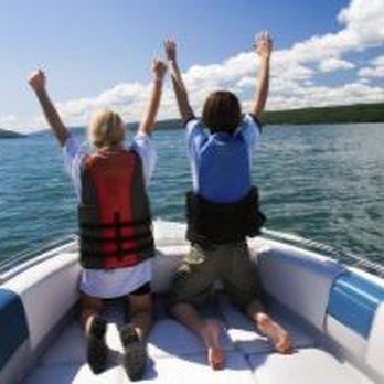 Pro Marine Service Specialist - Boat Repair Near Me - Port Huron, Michigan Pro Marine Service Specialist - Boat Repair Near Me - Port Huron, Michigan