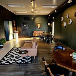 Risers Kitchen