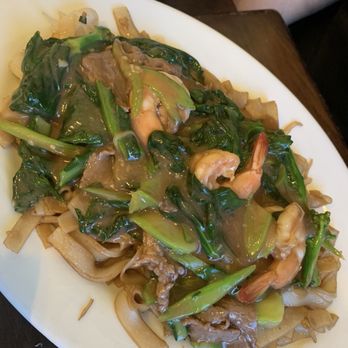 Phnom Penh Noodle Shack - Mee katang/lad na - Cambodian Near Me - Long Beach, California Phnom Penh Noodle Shack - Mee katang/lad na - Cambodian Near Me - Long Beach, California