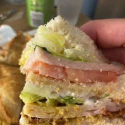 Skillet's Restaurant - Turkey Club extra turkey
