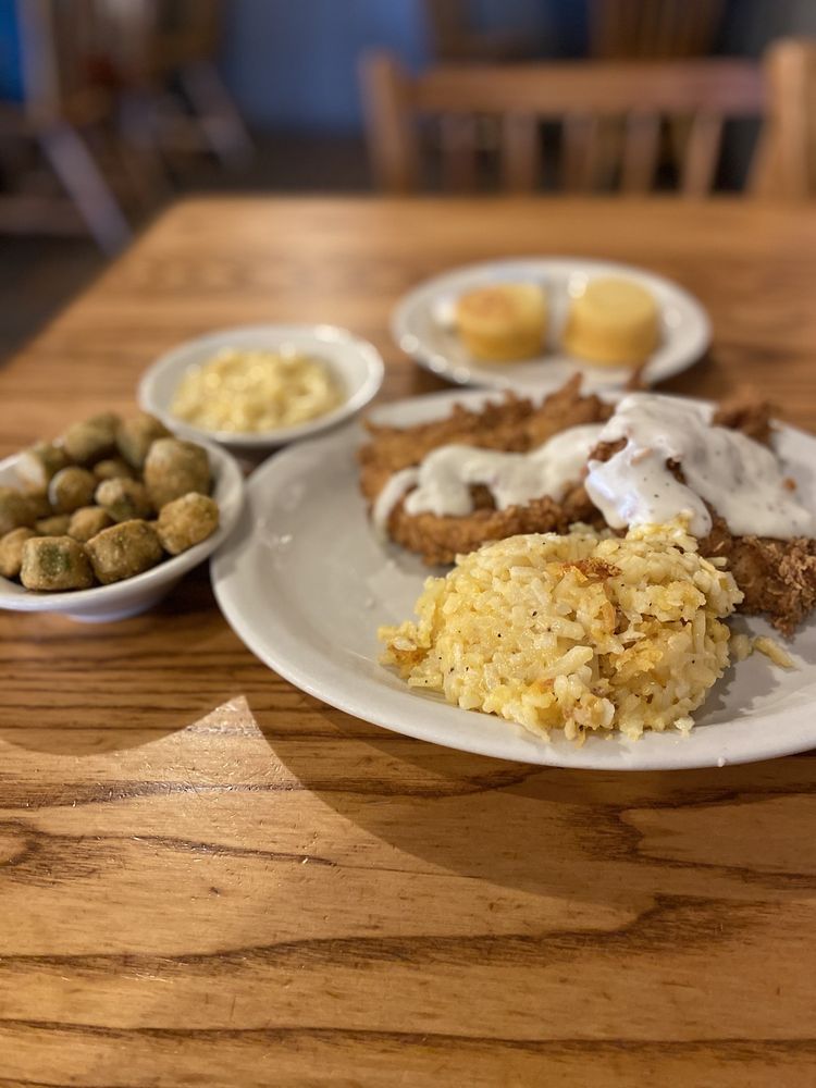 CRACKER BARREL OLD COUNTRY STORE Updated June 2024 43 Photos & 59