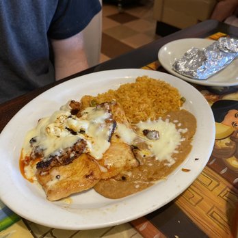 Lorenas Mexican Restaurant - Mexican Near Me - East Peoria, Illinois