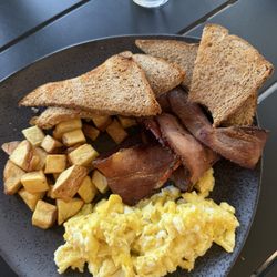 The Pour House - Breakfast