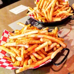 Chuck Wagon 175 - THE fries, comes with a side of heart-attack aioli = delicious!