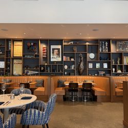 ARLO - Interior