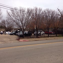 Masjid Al-Islam - Decent parking lot, entrance @ Harwood St
