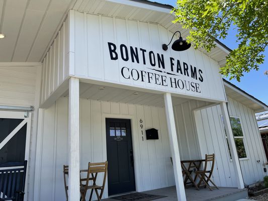 Bonton Farms by null