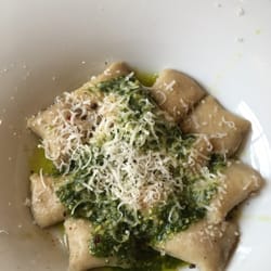 Meeresruh - Steinpilz-Gnocchi mit Rucolapesto und Parmesan