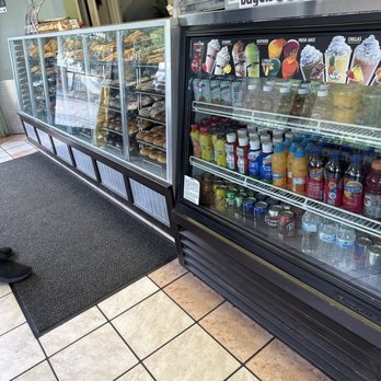 Yum Yum Donuts - Donuts Near Me - Sacramento, California
