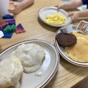 Pink Cadillac Diner - Biscuit and Gravy - Diners Near Me - Natural Bridge, Virginia Pink Cadillac Diner - Biscuit and Gravy - Diners Near Me - Natural Bridge, Virginia