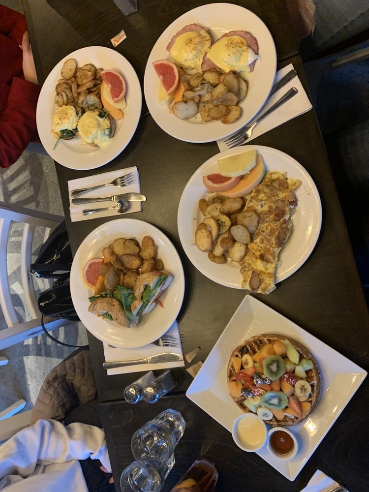 EGGSPECTATION 299 Photos & 268 Reviews 1313 Boulevard de