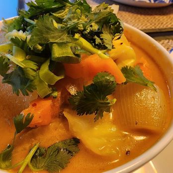 YaYa's Thai Fusion & Steaks - Tom Yum Soup - Thai Near Me - Kenner, Louisiana YaYa's Thai Fusion & Steaks - Tom Yum Soup - Thai Near Me - Kenner, Louisiana