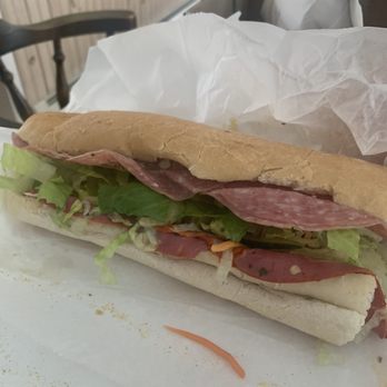 Dee's Deli - Delis Near Me - Cranston, Rhode Island