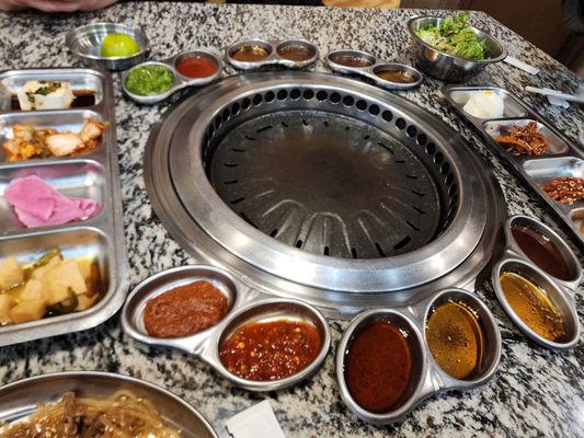 Let's Meat Kbbq by null