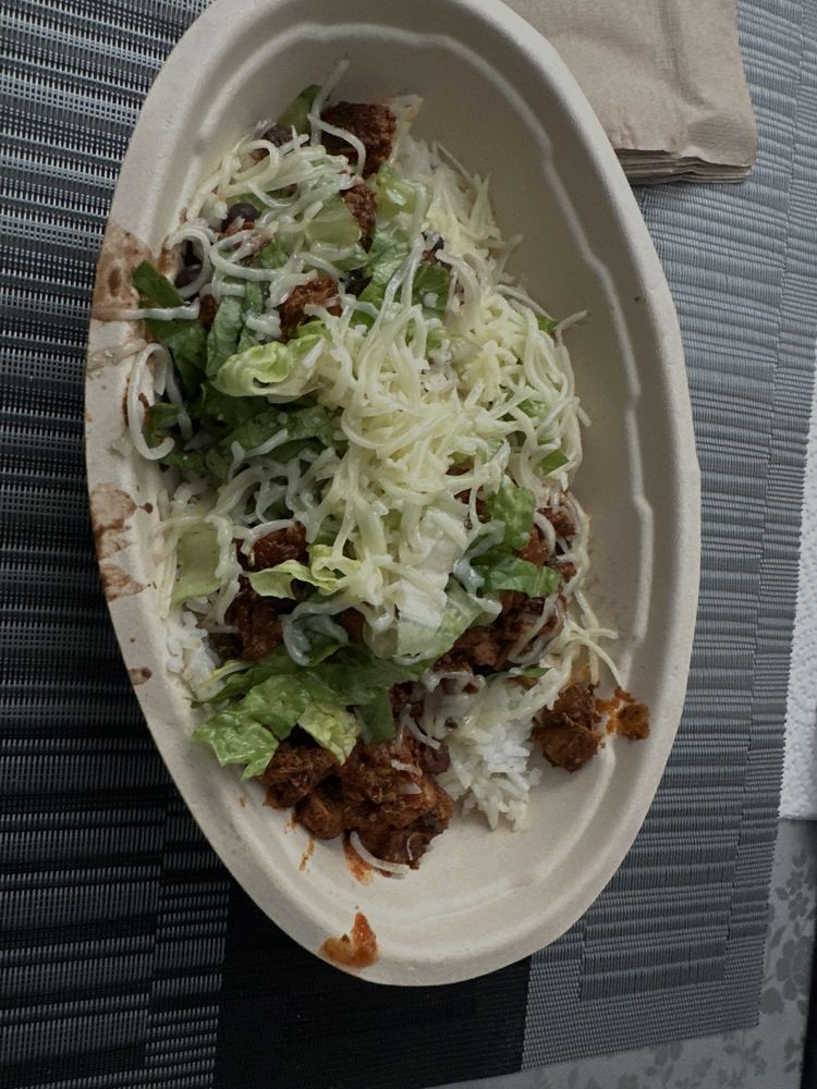 CHIPOTLE MEXICAN GRILL Updated October 2024 10 Reviews 109 S 69th