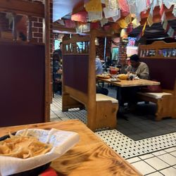 Cholulas Mexican Restaurant - Full house for Saturday dinner