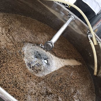 Man Skirt Brewing - Mash tun at work on Great Porter - Breweries Near Me - Hackettstown, New Jersey Man Skirt Brewing - Mash tun at work on Great Porter - Breweries Near Me - Hackettstown, New Jersey