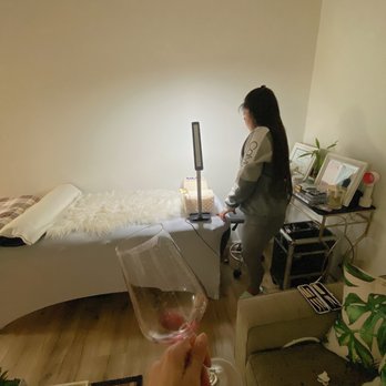 Cho Lashes - Her place is super cute and clean! - Eyelash Service Near Me Cho Lashes - Her place is super cute and clean! - Eyelash Service Near Me