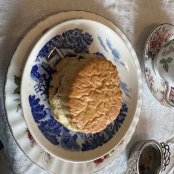 Lovey's Tea Shoppe - Currant Scone! - British Near Me - Pacifica, California
