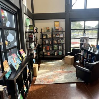 The Grounds Bookstore and Cafe - Coffee & Tea Near Me - Charlotte, North Carolina