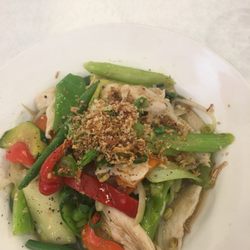 Red Chilli Asian Food Bar - Chicken with fresh greens