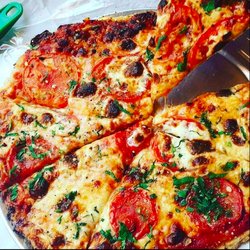 The Tomato Shack salad & pizza co, Manayunk - We make pizza dreams come true with the freshest, locally-sourced ingredients available.