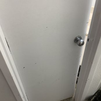 Days Inn by Wyndham Benton - Bathroom door - Hotels Near Me - Benton, Arkansas Days Inn by Wyndham Benton - Bathroom door - Hotels Near Me - Benton, Arkansas