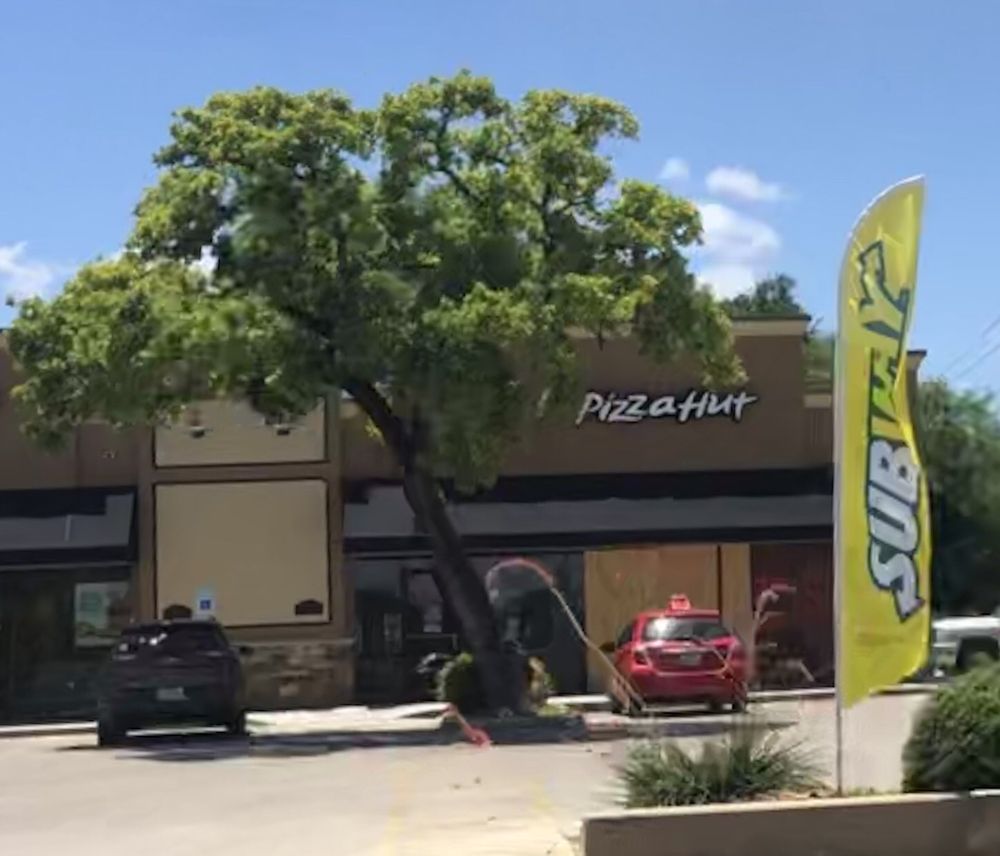 PIZZA HUT Updated June 2024 16 Reviews 1301 Austin Ave, Brownwood
