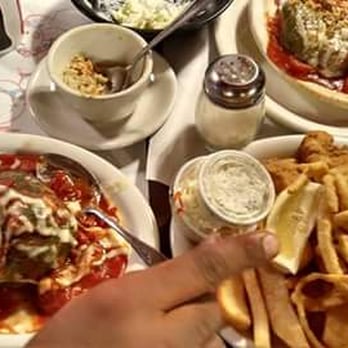 Crown Pizza - Pizza Near Me - Waterford, Connecticut