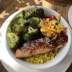 EatandEvolve - Teriyaki Salmon Bowl