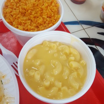 El Rey Del Pollo Asado - Sides of rice (very good!) and mac'n'cheese (a little too thin and no flavor at all) - Mexican Near Me - Palatine, Illinois El Rey Del Pollo Asado - Sides of rice (very good!) and mac'n'cheese (a little too thin and no flavor at all) - Mexican Near Me - Palatine, Illinois