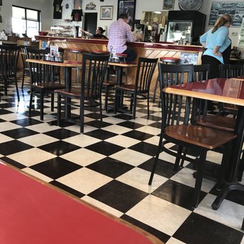 Charlie's Diner - Diners Near Me - Jacksonville, Florida