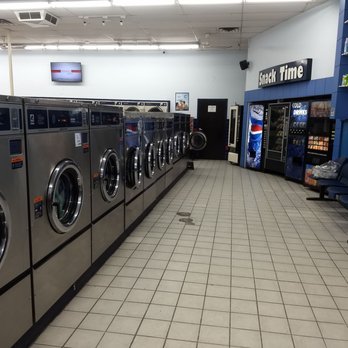 Wash Tub Laundromat - Laundromat Near Me - Chicago, Illinois Wash Tub Laundromat - Laundromat Near Me - Chicago, Illinois