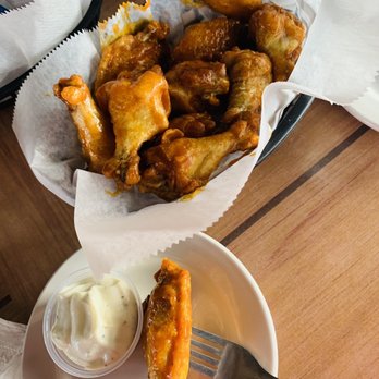TJ's Wings - Wangz - Chicken Wings Near Me - Valley Park, Missouri