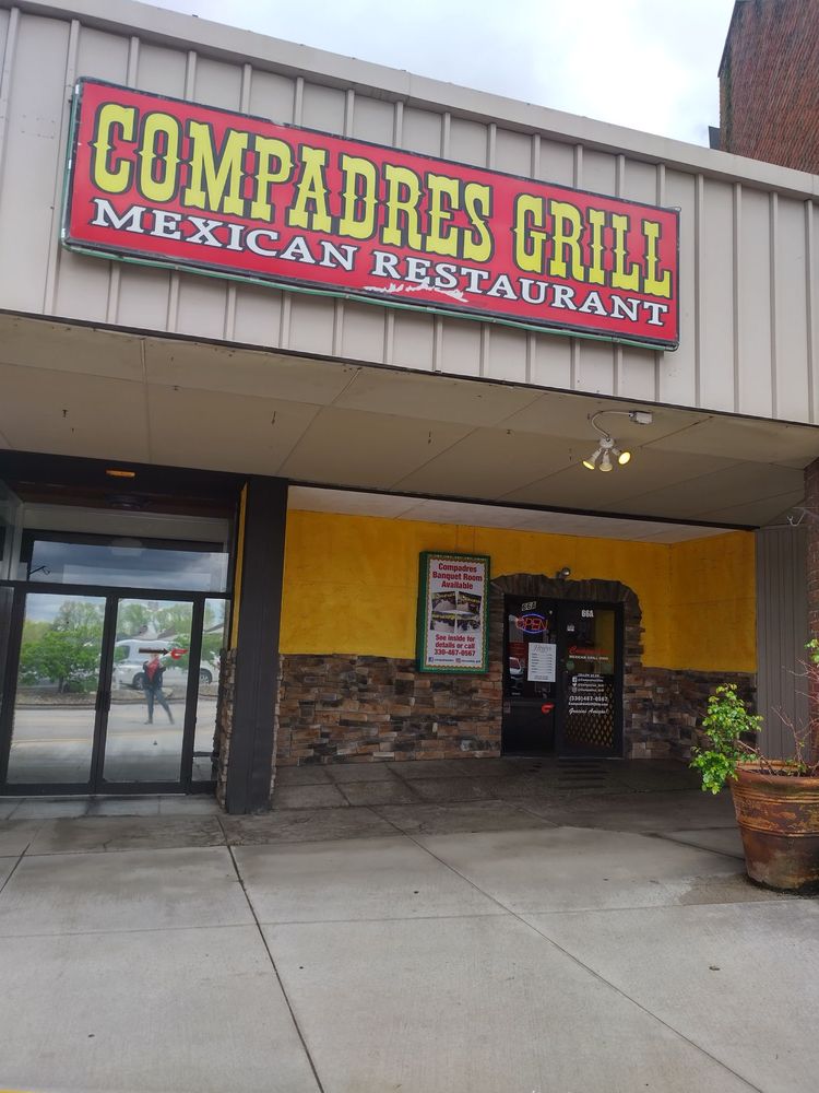Compadres Mexican Grill