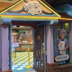 Focus On the Family Bookstore - Soda shop sells snacks and ice cream at reasonable prices.