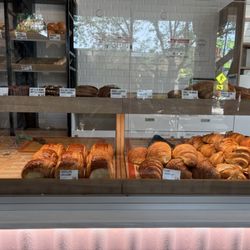 La Boulangerie & Co - Bakery display