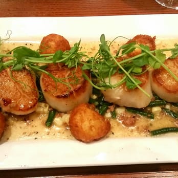 MW Restaurant - Scallops $45 - New American Near Me - Honolulu, Hawaii MW Restaurant - Scallops $45 - New American Near Me - Honolulu, Hawaii