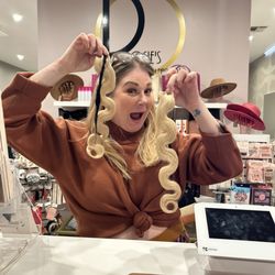 Rosie's Beauty Operators