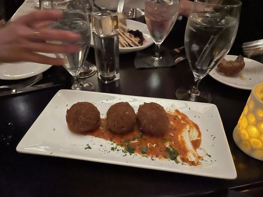 3 Restaurant by null